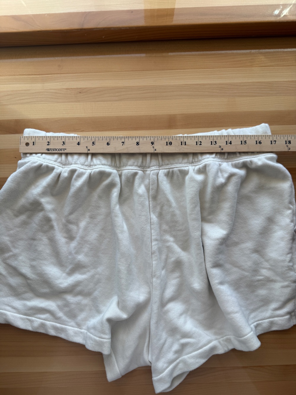 Aerie Go-To Fleece Short in Soft Muslin - Picture 9 of 10